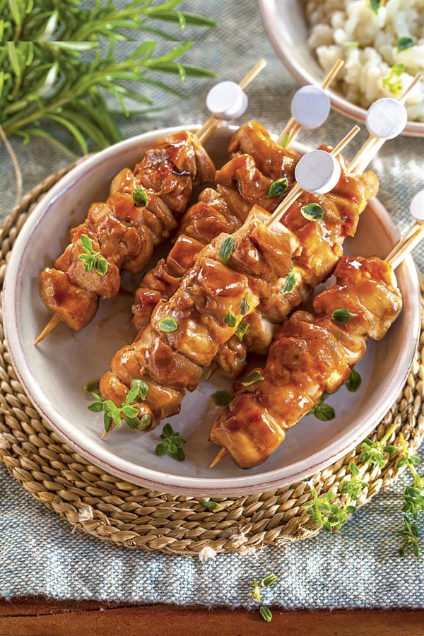 Recetas para adelgazar: brochetas de pollo al estilo oriental.