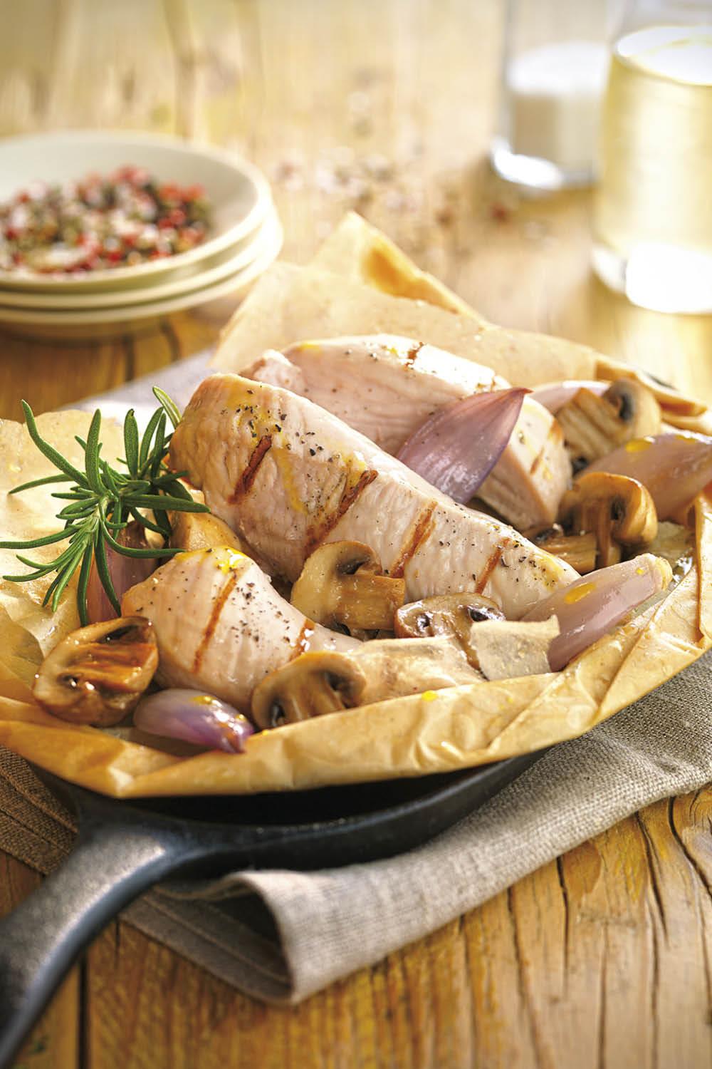 Cenas ligeras: filetes de pavo con champiñones
