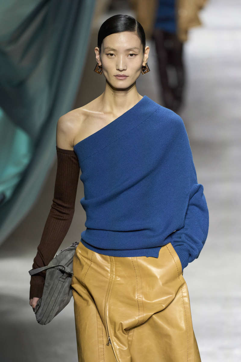 colores tendencia otono invierno 2024 Fendi