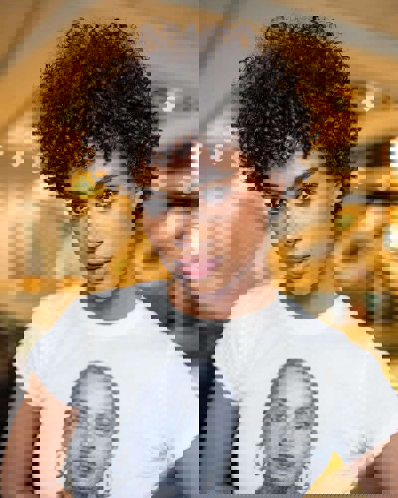 Cortes de pelo corto rizado: pixie