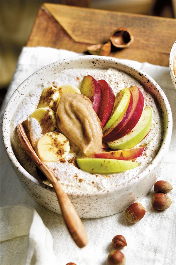 Crema de avena con plátano y mantequilla de cacahuete