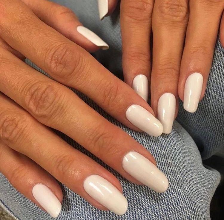milky nails 