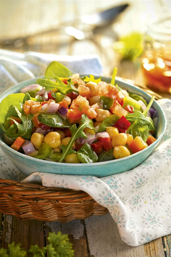 Recetas para adelgazar: ensalada de garbanzos.