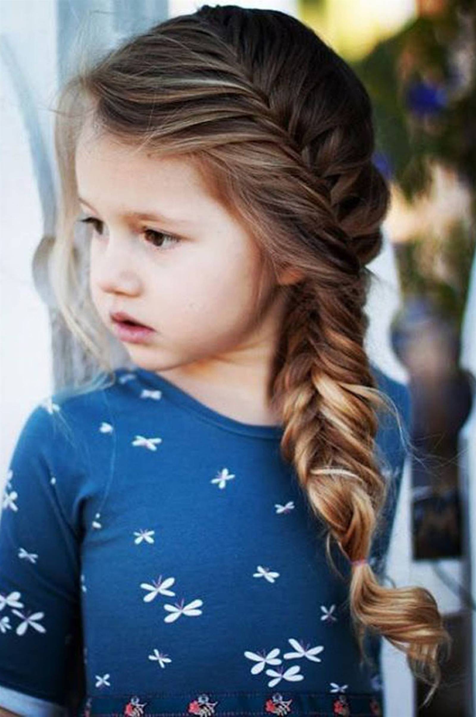Peinados para niñas trenza de espiga lateral
