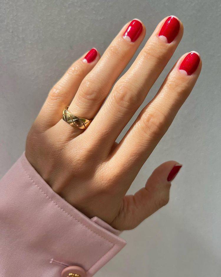 Uñas en color rojo 